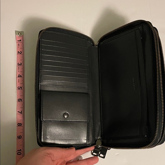 Coach Textured Black Leather Travel Organizer Men's Bag - Picture 5 of 10